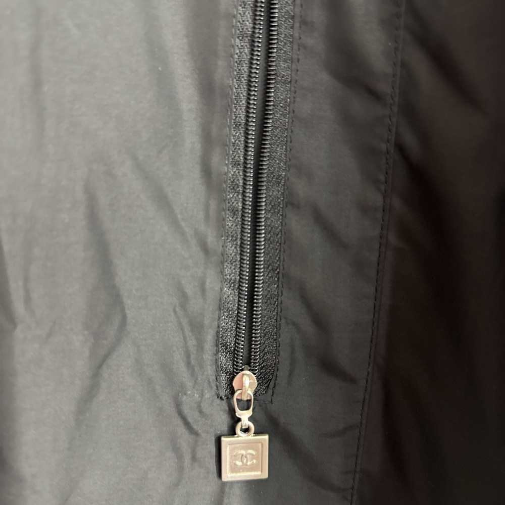 Vintage Chanel Black and White Jacket - Picture 4 of 8